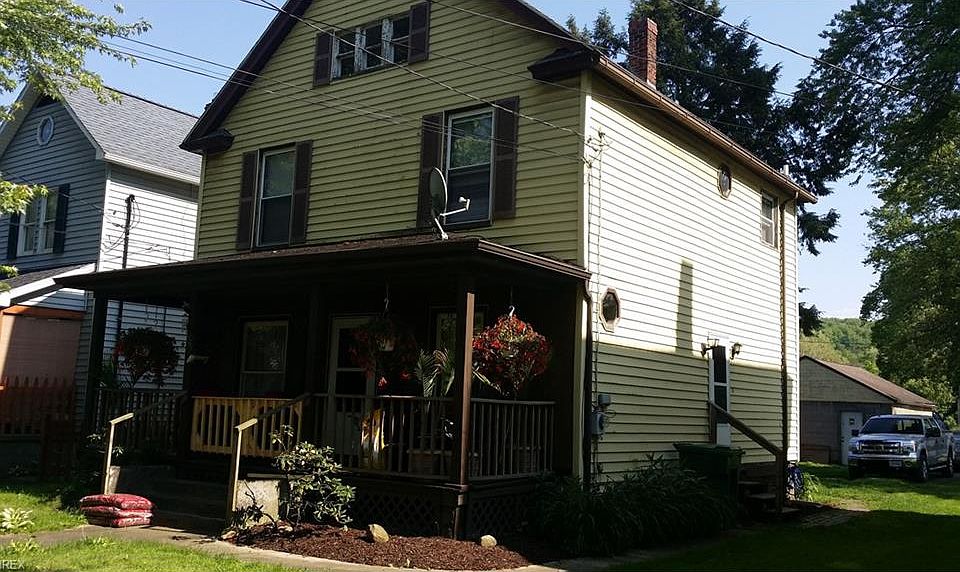 1st image of 626 E Lincoln Way