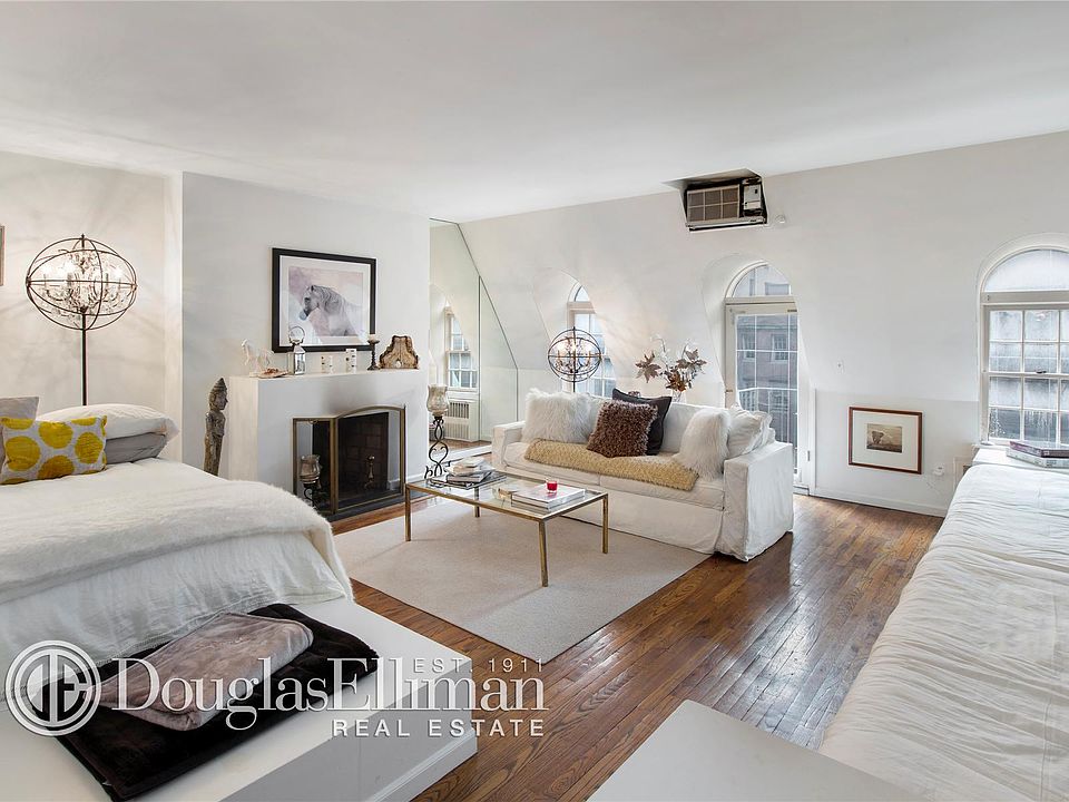 1st image of 35 W 54th St APT 8