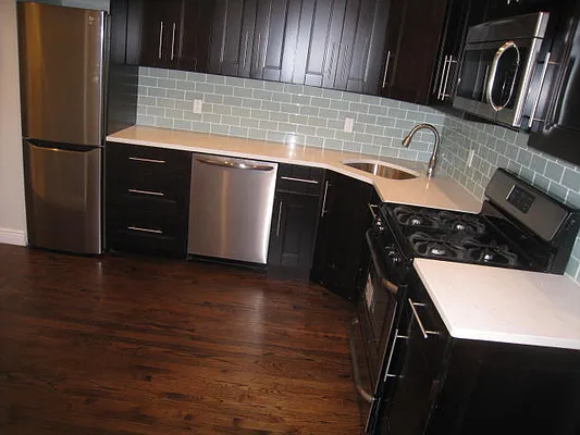 Rented by Alexiou Realty | media 28