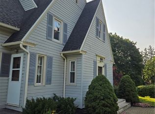 106 Hilltop Rd, Syracuse, NY 13215