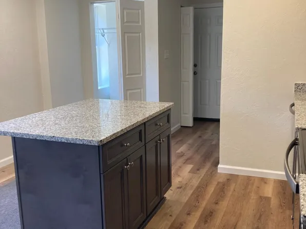 815 Pitt St APT 1, Pittsburgh, PA 15221