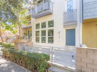 608 E Jeanette Ln, Santa Ana, CA 92705