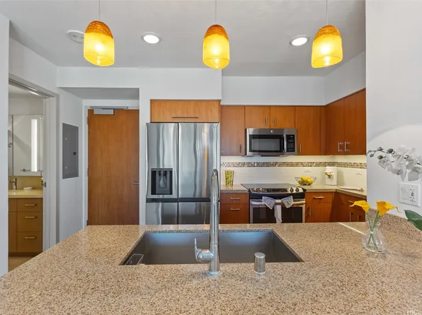 555 South St #2201, Honolulu, HI 96813