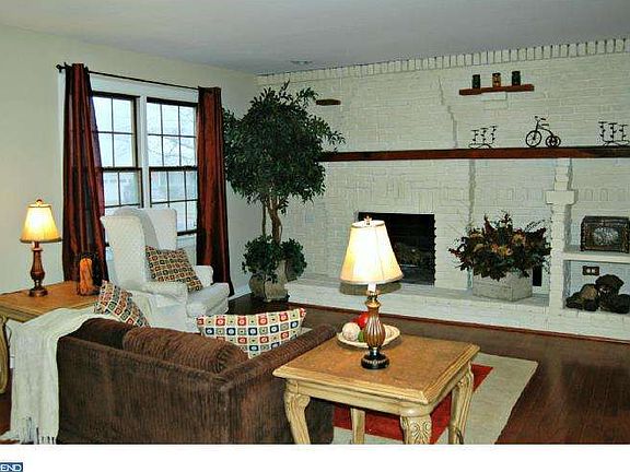 2nd image of 2528 Channin Dr