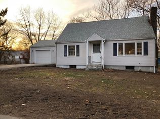 357 Lexington St, Woburn, MA 01801