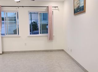 734 8th Ave #3, Honolulu, HI 96816