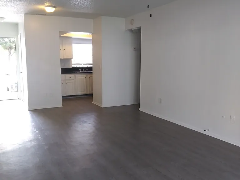 Oak Ridge Apartments — Photo 46