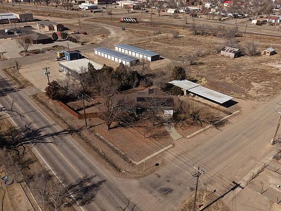3rd image of 102 Lake Ave