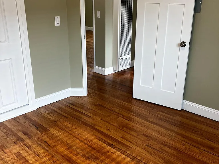 14801 Burbank Blvd — Photo 14