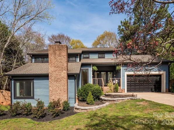 1524 Larochelle Ln, Charlotte, NC 28226