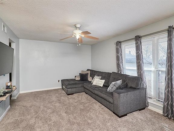 5th image of 4229 Carrollton Dr APT D