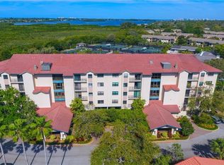 5400 Eagles Point Cir APT 104, Sarasota, FL 34231