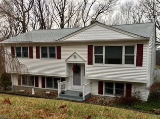 633 Succasunna Rd, Landing, NJ 07850