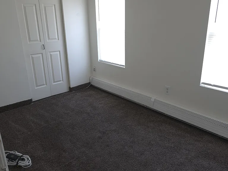 75-77 Chestnut St #75 — Photo 4