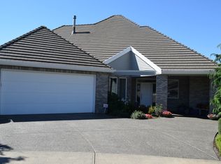 2722 NW Avocet Ln, Portland, OR 97229