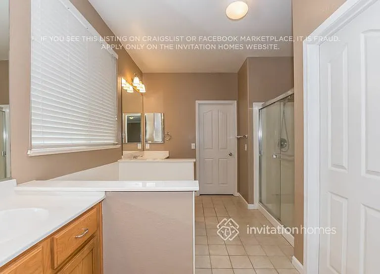 1764 Dover Cir — Photo 14