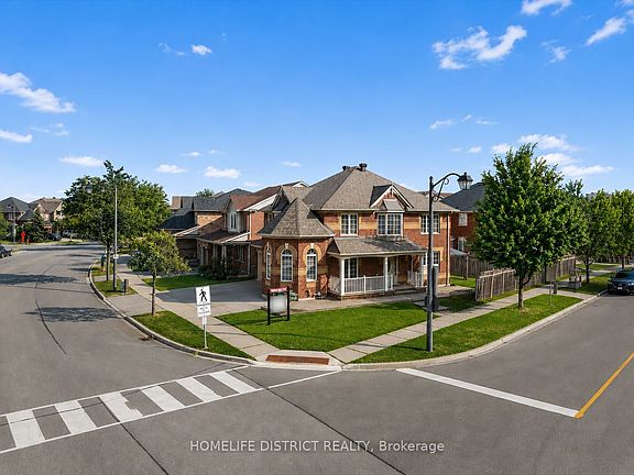 3rd image of 901 Bennett Blvd