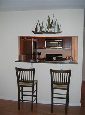 4th image of 2421 Beachview Dr APT F4