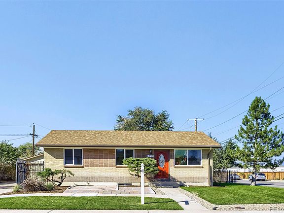 2nd image of 6891 Jasmine Street