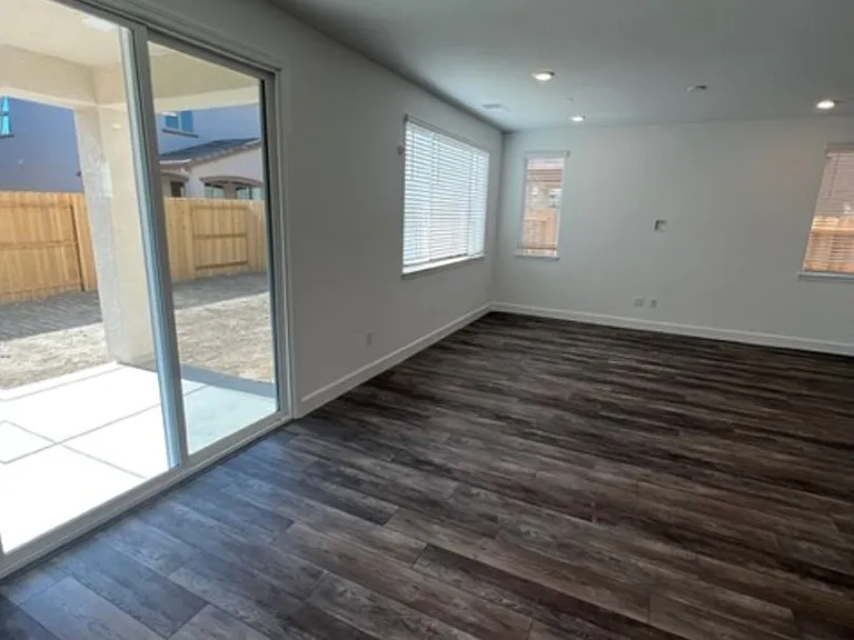 4049 Sprout St — Photo 13