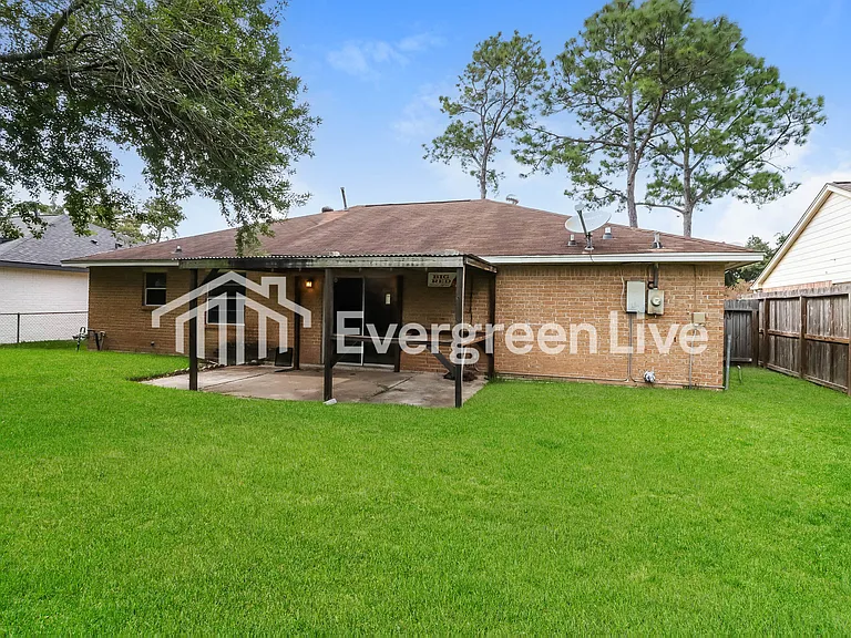 13439 Greenway Dr — Photo 14