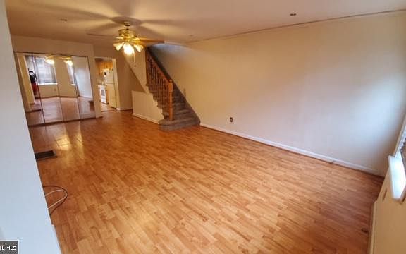 2nd image of 326 Daly St
