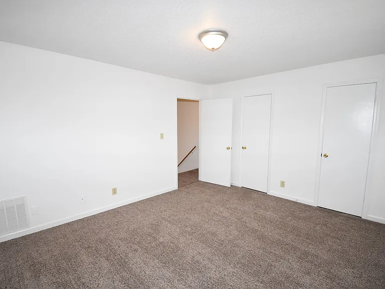 Tower Dr - 3264 — Photo 25