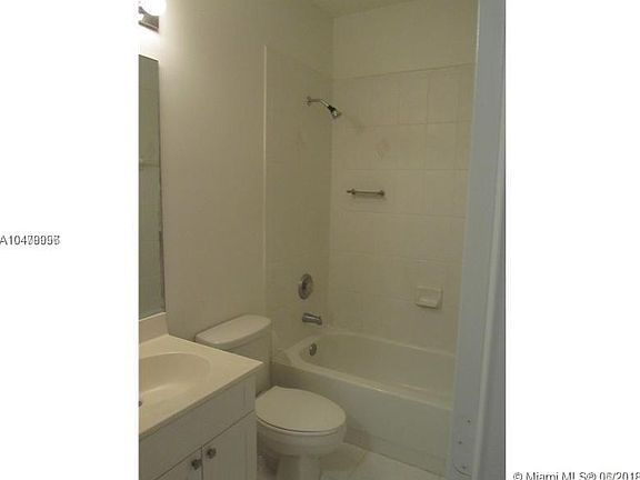 3rd image of 9705 NW 45th Ln