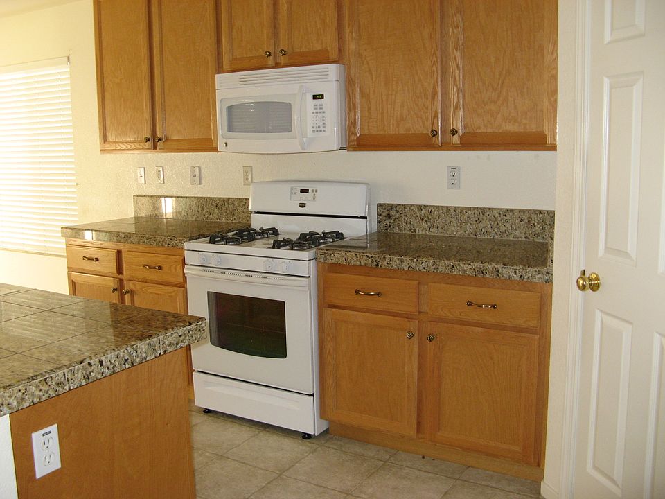2nd image of 9392 Stone Springs Dr