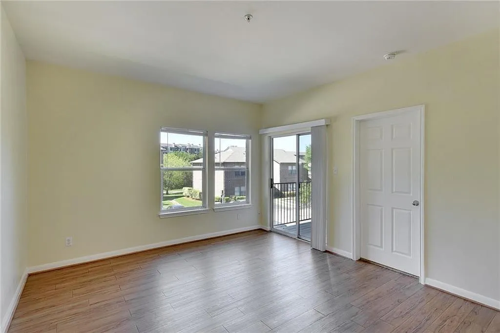 1 bed, 1.0 bath, 559 sqft, $750 — Photo 4