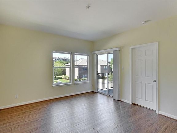 4th image of 12166 Metric Blvd APT 263