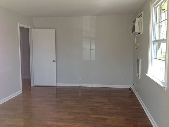 2nd image of 333 Gatewood Ave #A