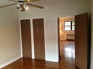 1 Winthrop Pl, Staten Island, NY 10314