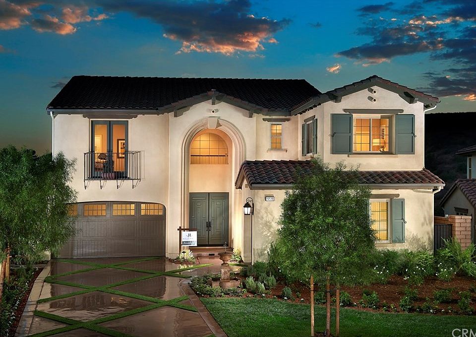 1st image of 947 Hawk Canyon Ln