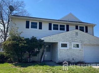 59 Victory Pl, East Brunswick, NJ 08816