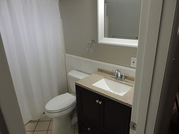 2nd image of 403 Homewood Ave #2