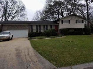 505 Creekview Ter, Pelham, AL 35124