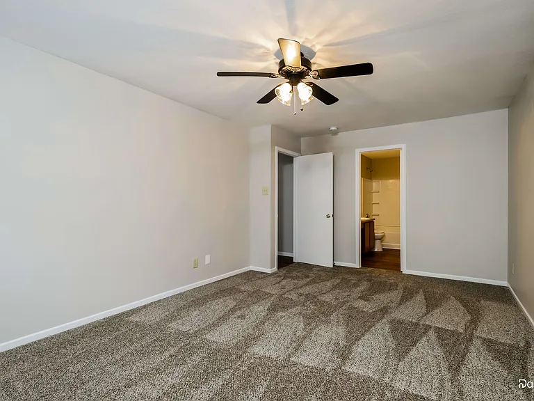 4167 Lakewood Glen Dr — Photo 11
