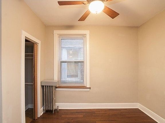 4th image of 3623 N Whipple St #1