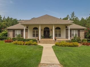 41 Harrington Rd, Hattiesburg, MS 39401