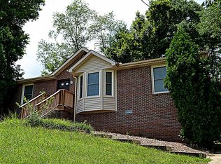 608 Peachers Mill Rd, Clarksville, TN 37042