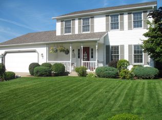 54871 Kristi Ln, Osceola, IN 46561