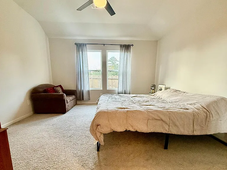 302 Del Monte Dr — Photo 9