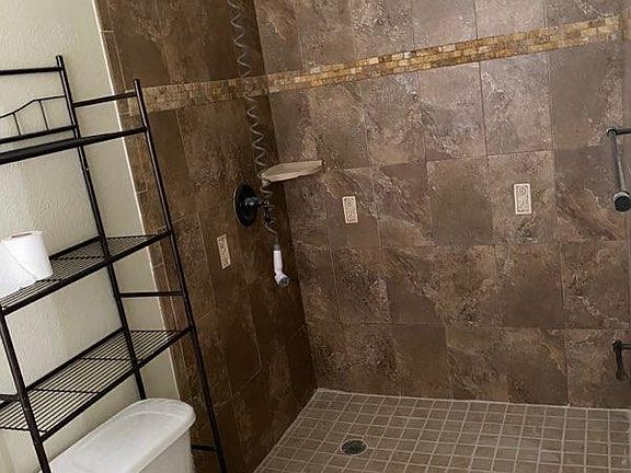 3rd image of 7327 Winchester Dr #A