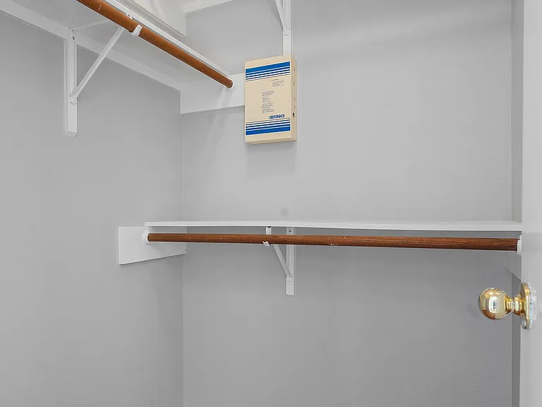 3131 Signal Hill Dr — Photo 21
