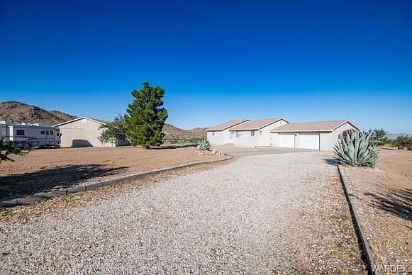 1st image of 8302 N Lilly Ln