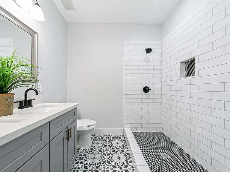 815 Wilkes St — Photo 28