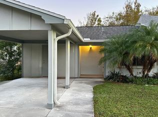 905 Royal Oak Ct, Daytona Beach, FL 32117