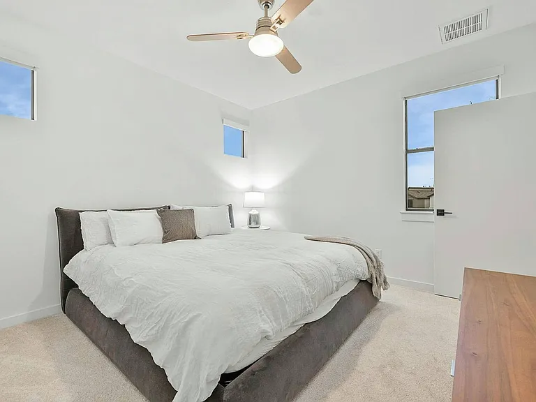 3118 Corbin Ln — Photo 16