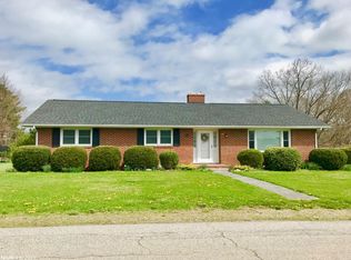 90 Ellett Rd, Christiansburg, VA 24073